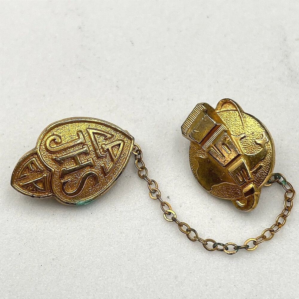 VTG LA Junior High School 1960 Classic Gold-Tone Enameled Tie Chain Guard Pin